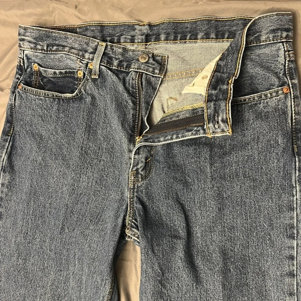 levis 550 relaxed fit jeans 36x34
